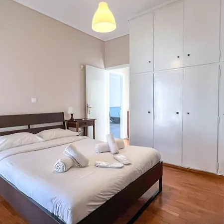 Alimos Sea View Family